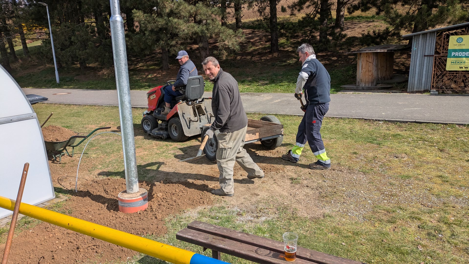 Jarní brigáda a údržba areálu